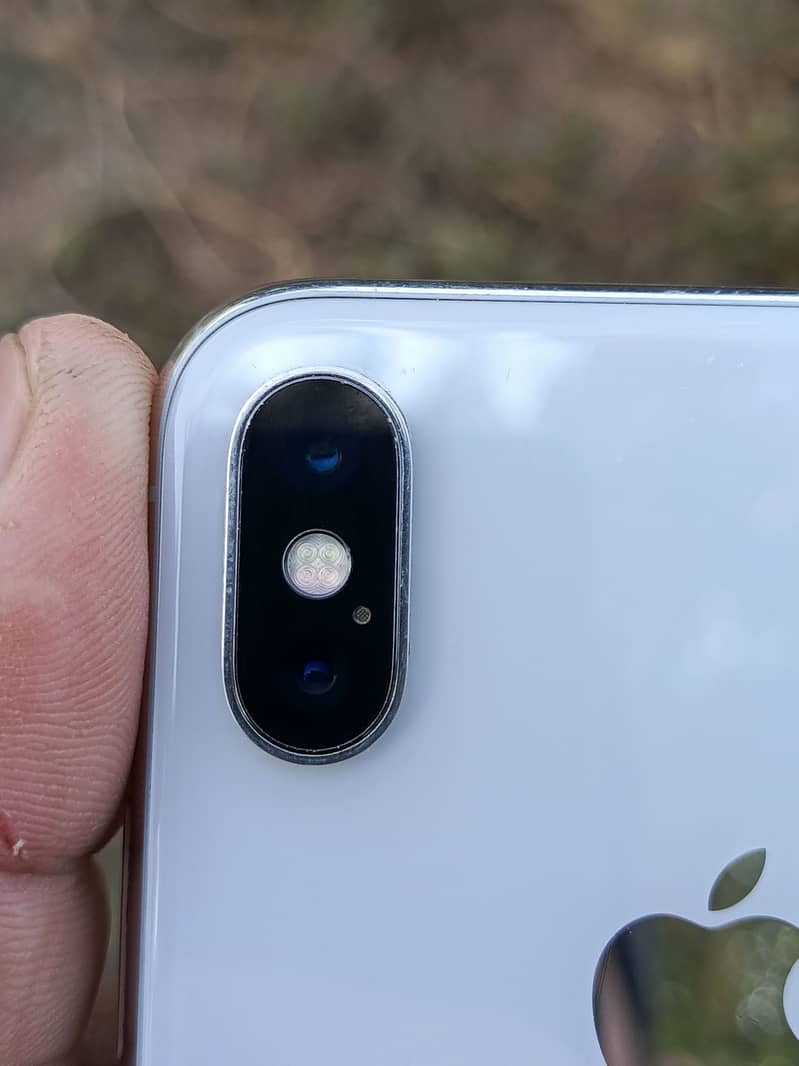 Apple iPhone X 0