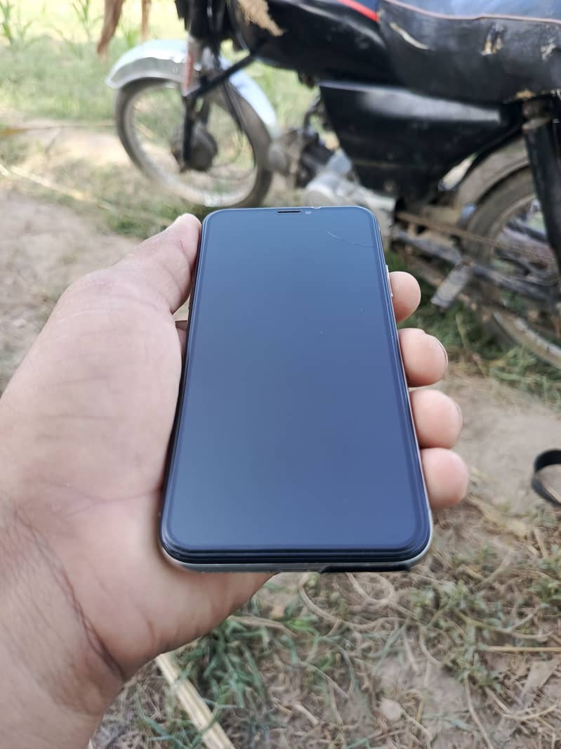 Apple iPhone X 2