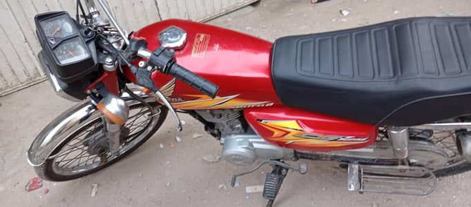 Honda 125 (Model 2021) Call & WhatsApp 03252159623