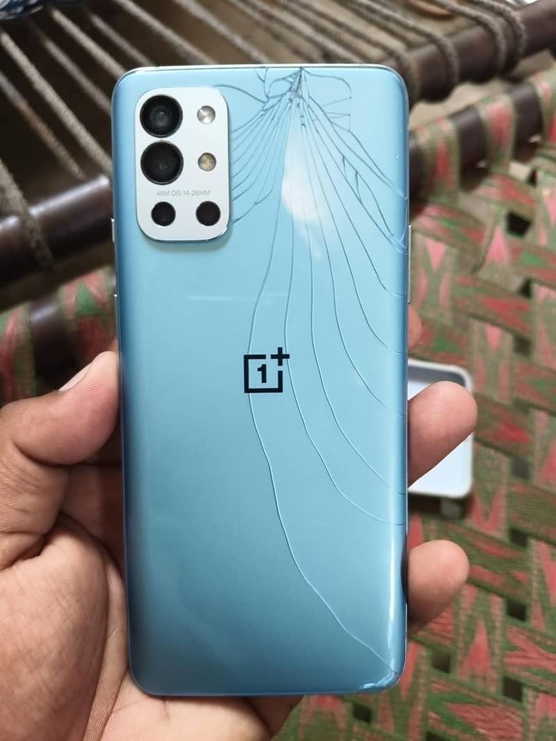 One Plus 9R 0