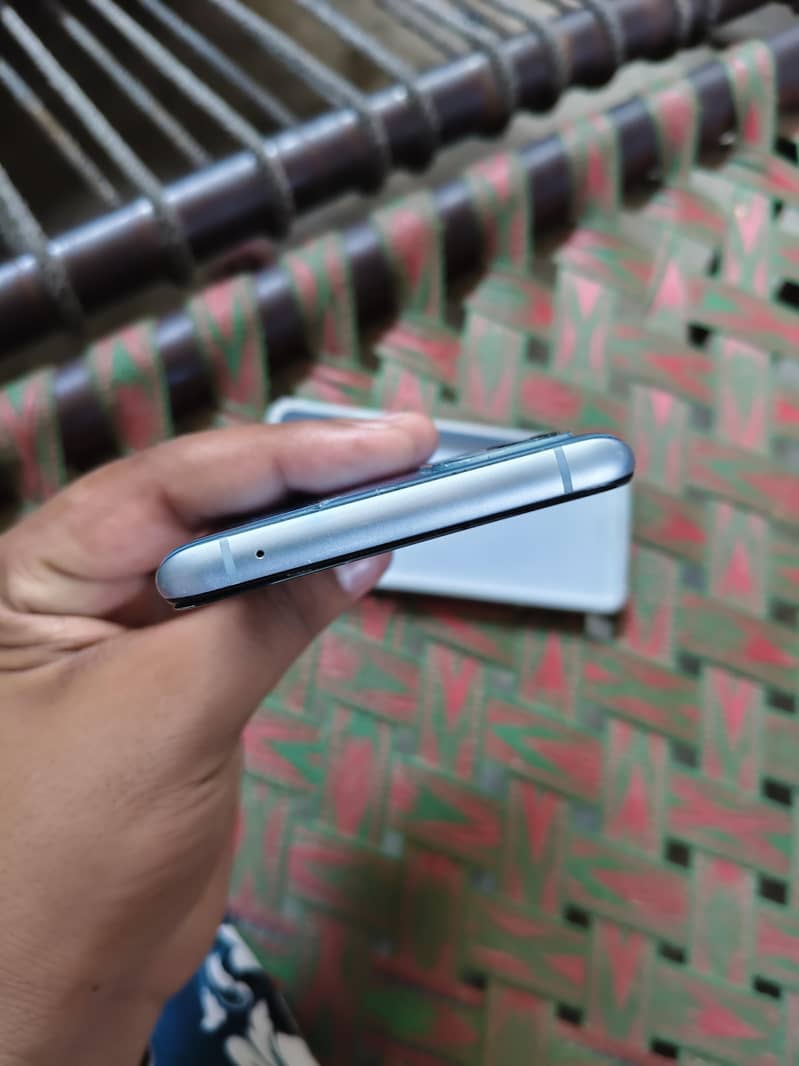 One Plus 9R 3