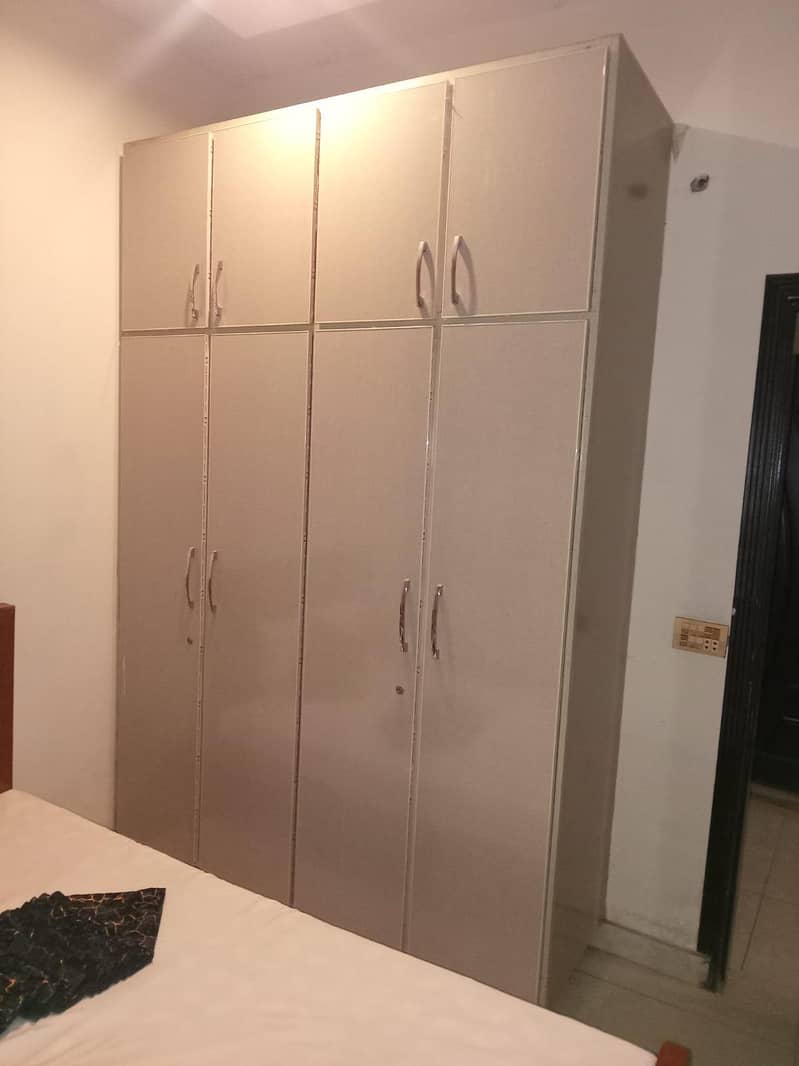 Double Almari 1
