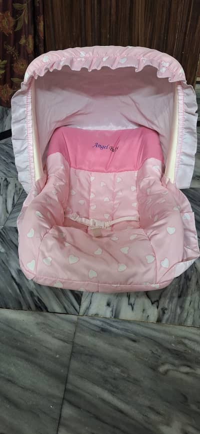 baby cot