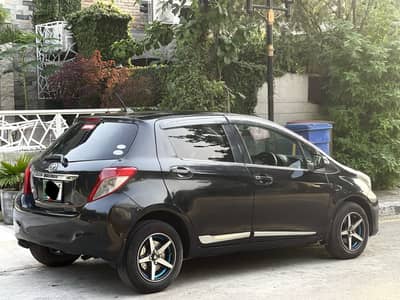 Toyota Vitz 2011 push start