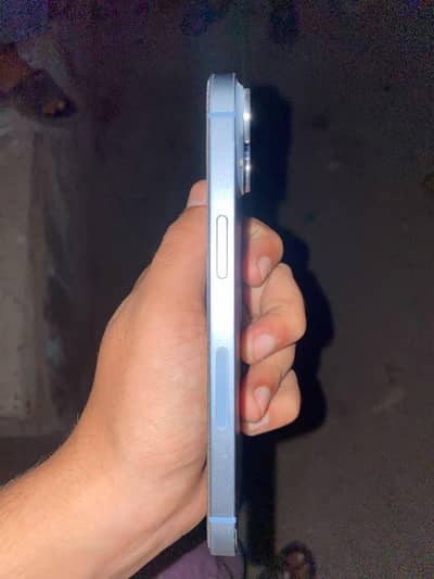 Apple iPhone 14