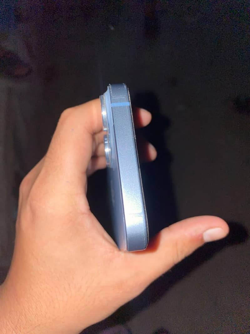 Apple iPhone 14 2