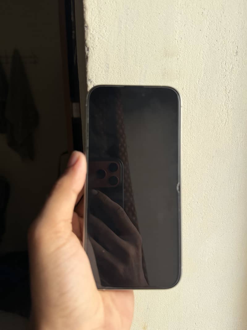 Apple iPhone 15 Pro 6