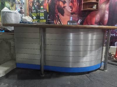 Banana Shape Reception Table With Big Size Sheesha