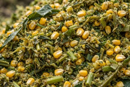 U&I Premium Makai Silage - 80KG Bag - Lahore
