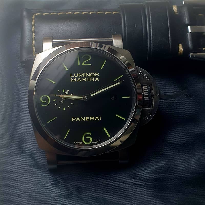 BRANDED AUTOMATIC MENS WATCH 0