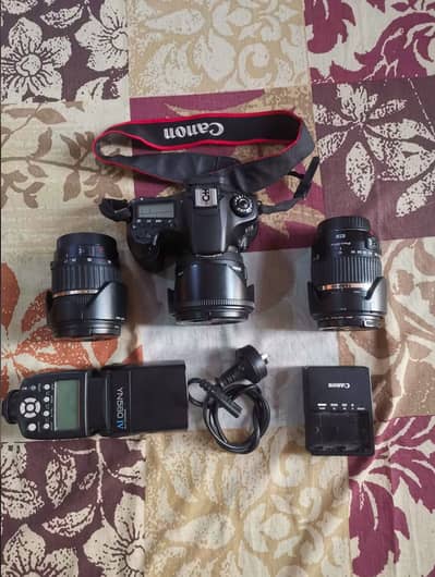 Canon 60D DSLR + Tamron 17-50mm + Sigma 50mm f/1.4 + Tamron 18-270mm