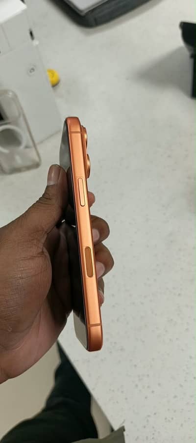 Apple iPhone 17 Pro jv