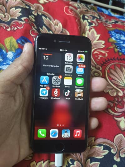 Apple iPhone SE 3