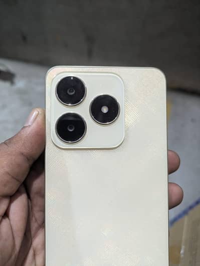 realme c61 6/128 GB