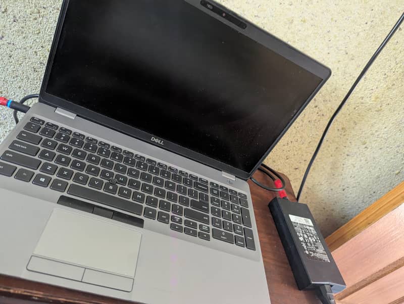 Dell precision 3551 1