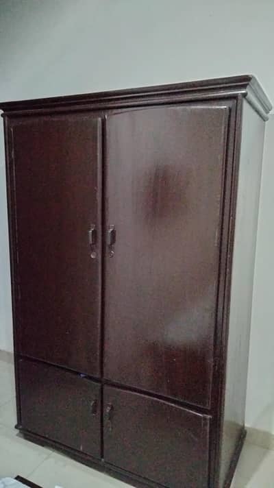 Wooden made 4 door Almirah for sale