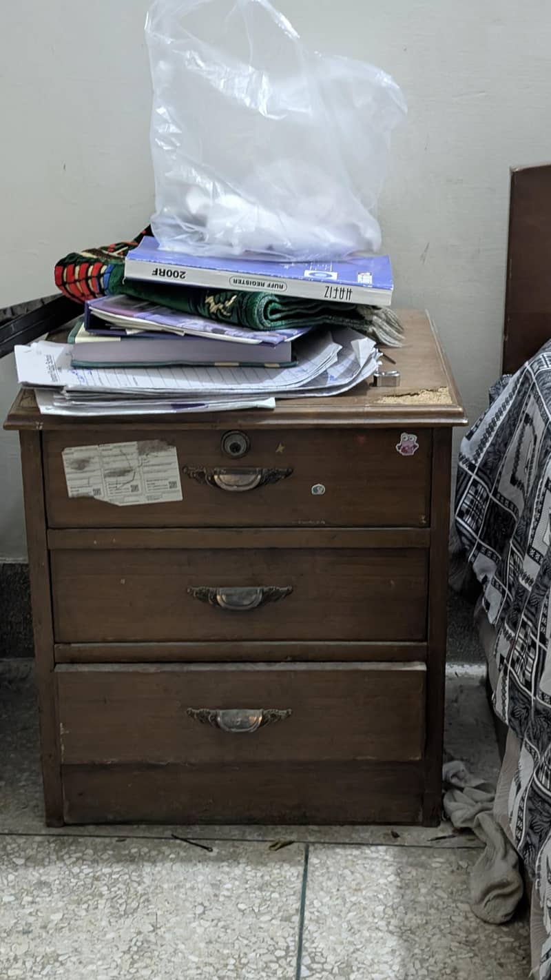 Side Tables and Dressing 2