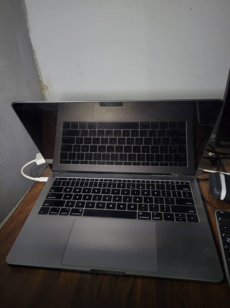 MacBook 2016 Pro 13 inch 2