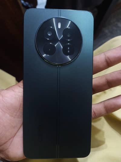Realme 12