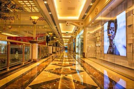 Premium Shop On MM Alam Road 15% Cashback!