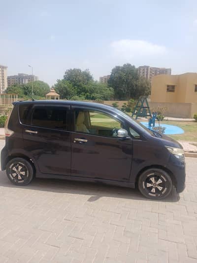 Nissan Dayz Highway Star 2018 push start . reg 2021