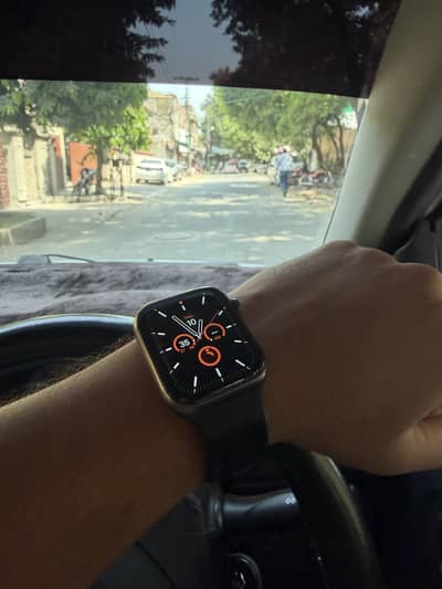 Series 5 44mm Nike edition