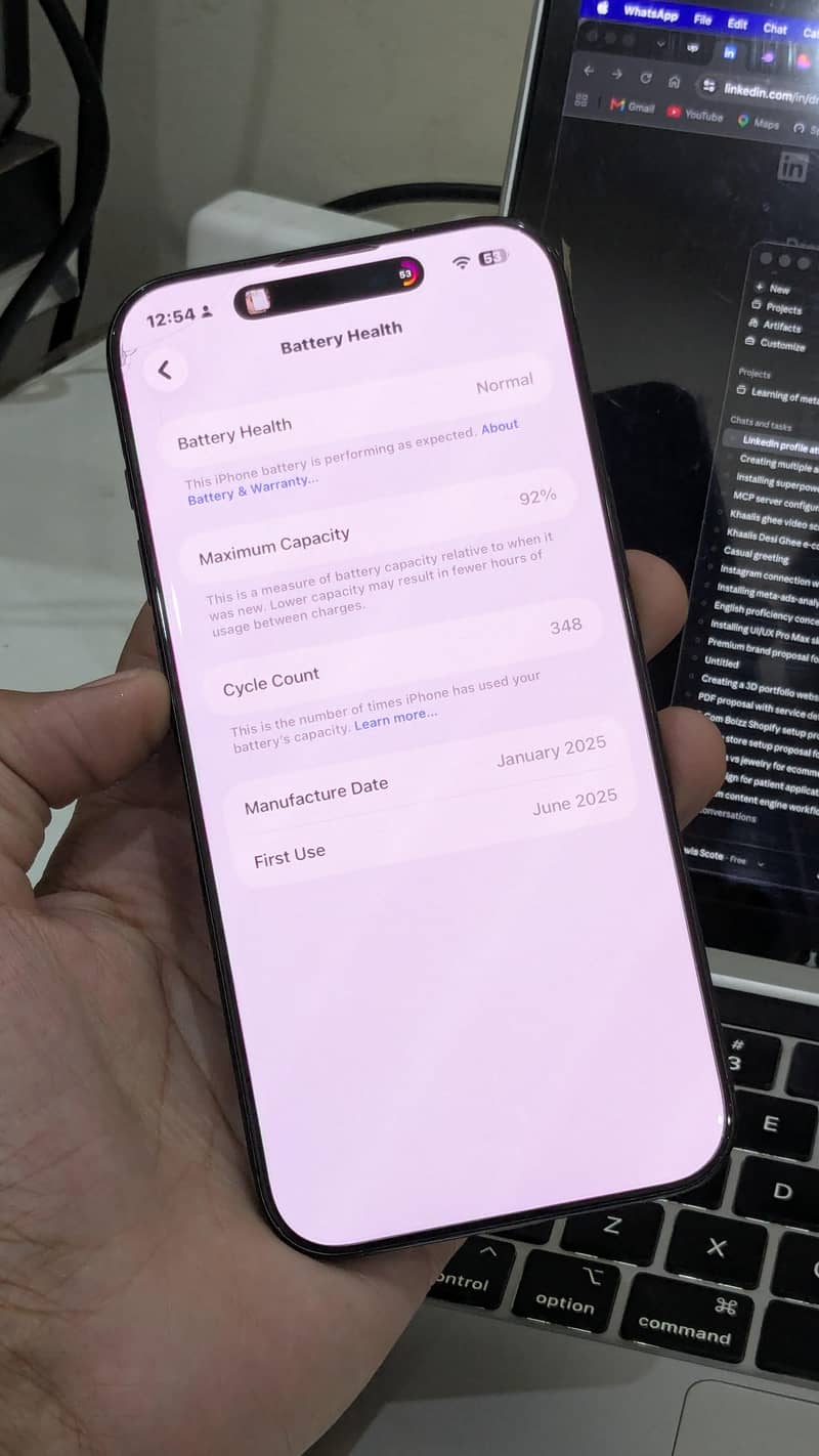 Apple iPhone 16 Pro Max 2