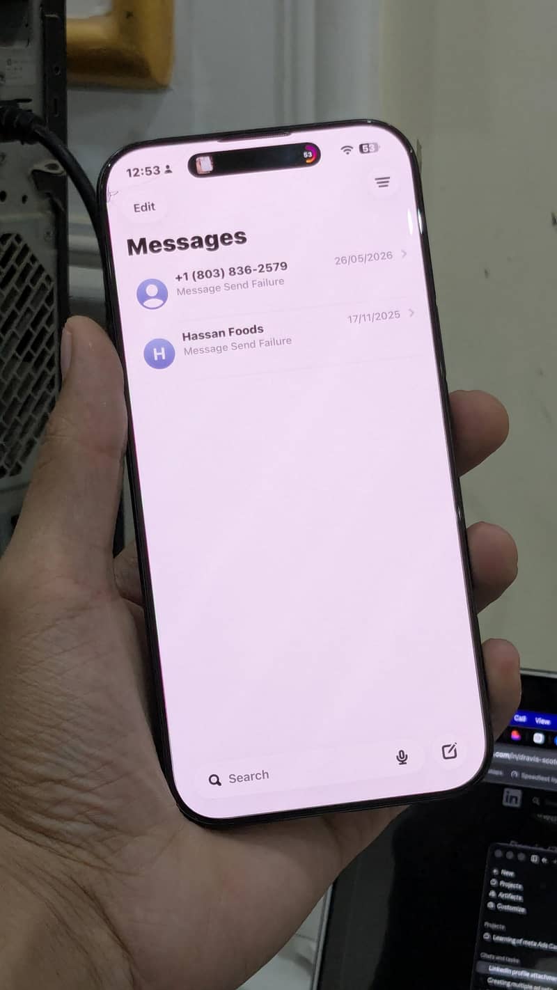 Apple iPhone 16 Pro Max 4