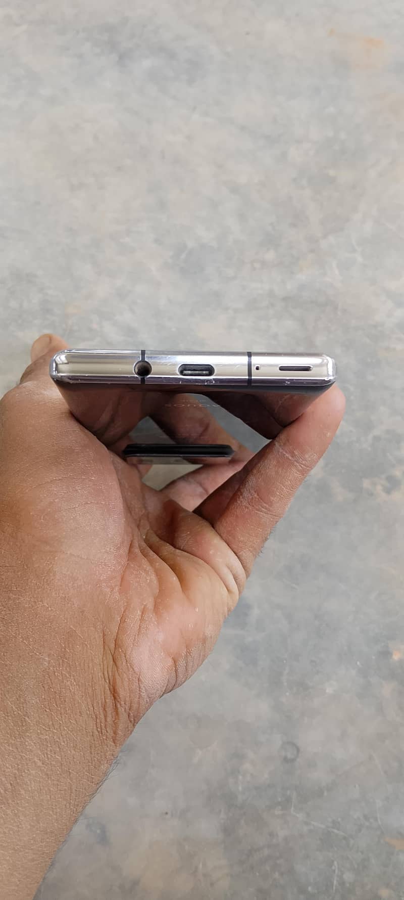 Sharp Aquos Crystal 4