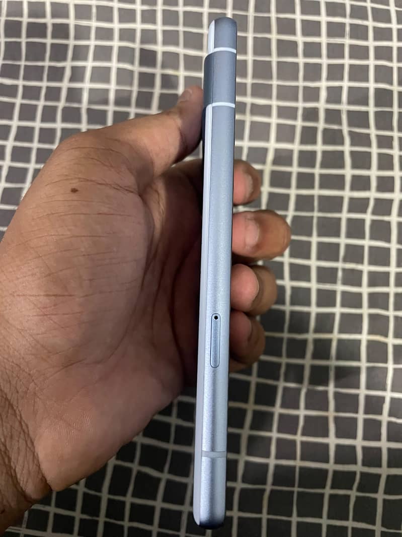 Google Pixel 7a 2