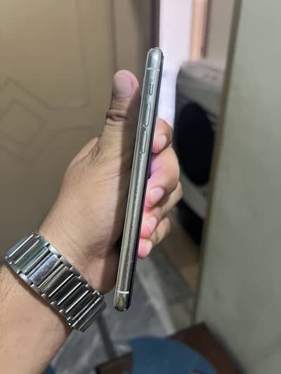 Apple iPhone 11 Pro