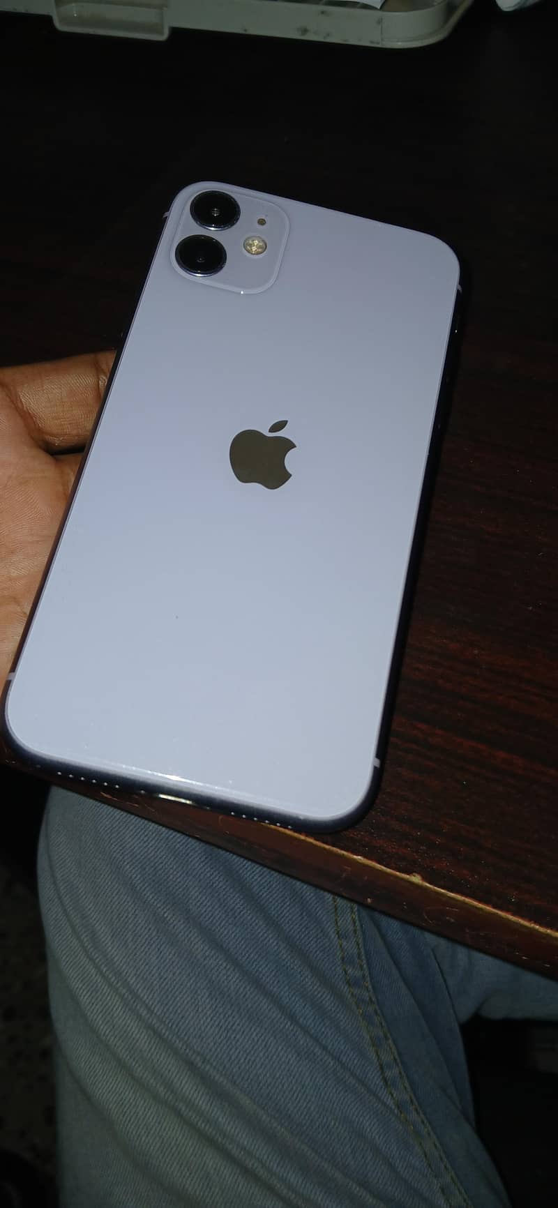 Apple iPhone 11 0