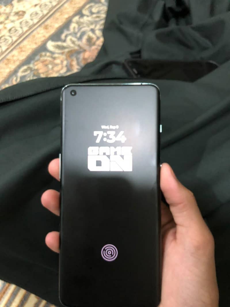 One Plus 10 Pro 6