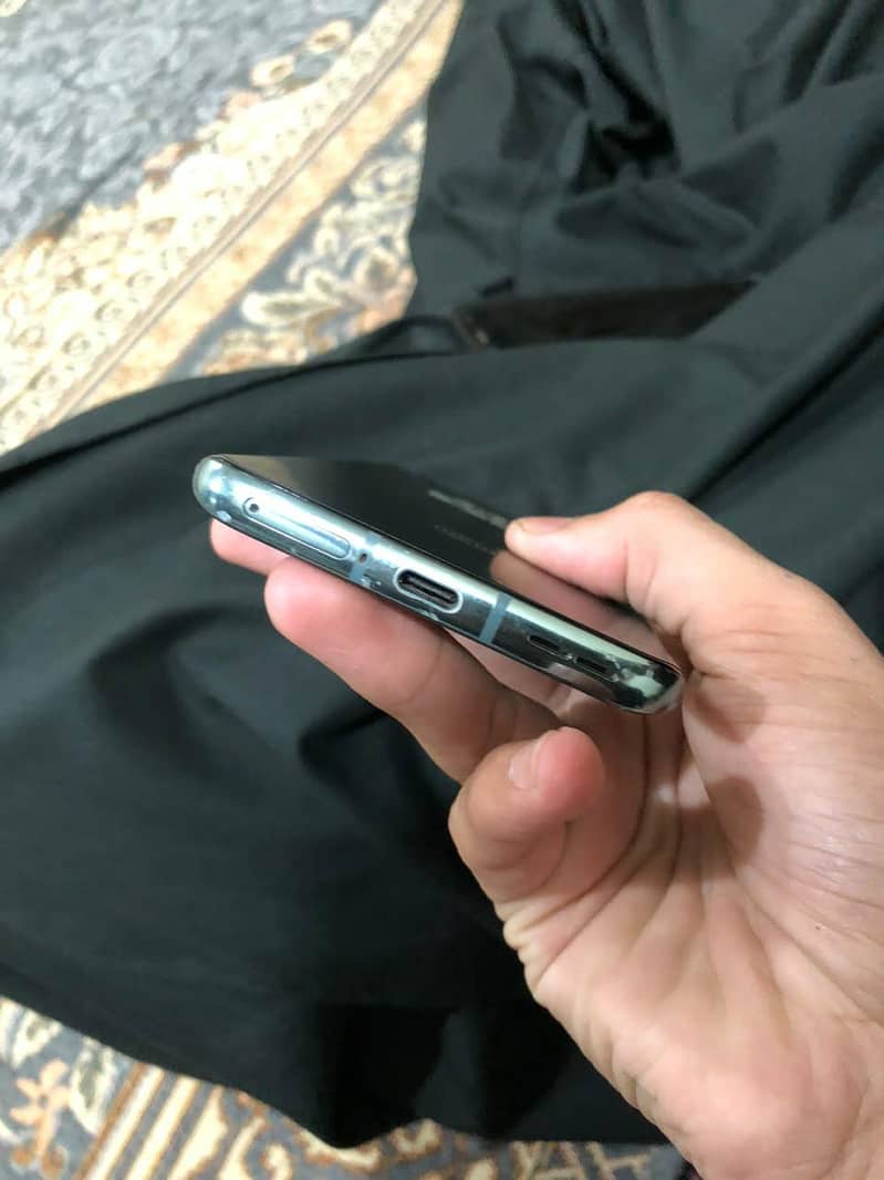 One Plus 10 Pro 7