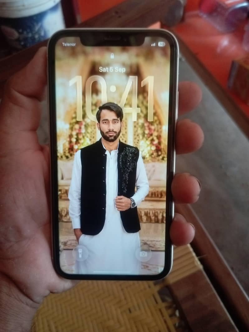 Apple iPhone 11 1
