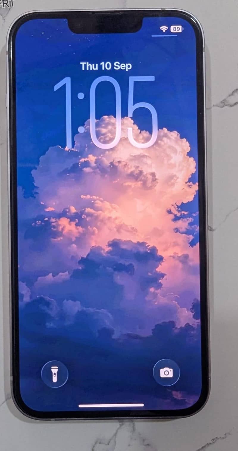 Apple iPhone 14 5