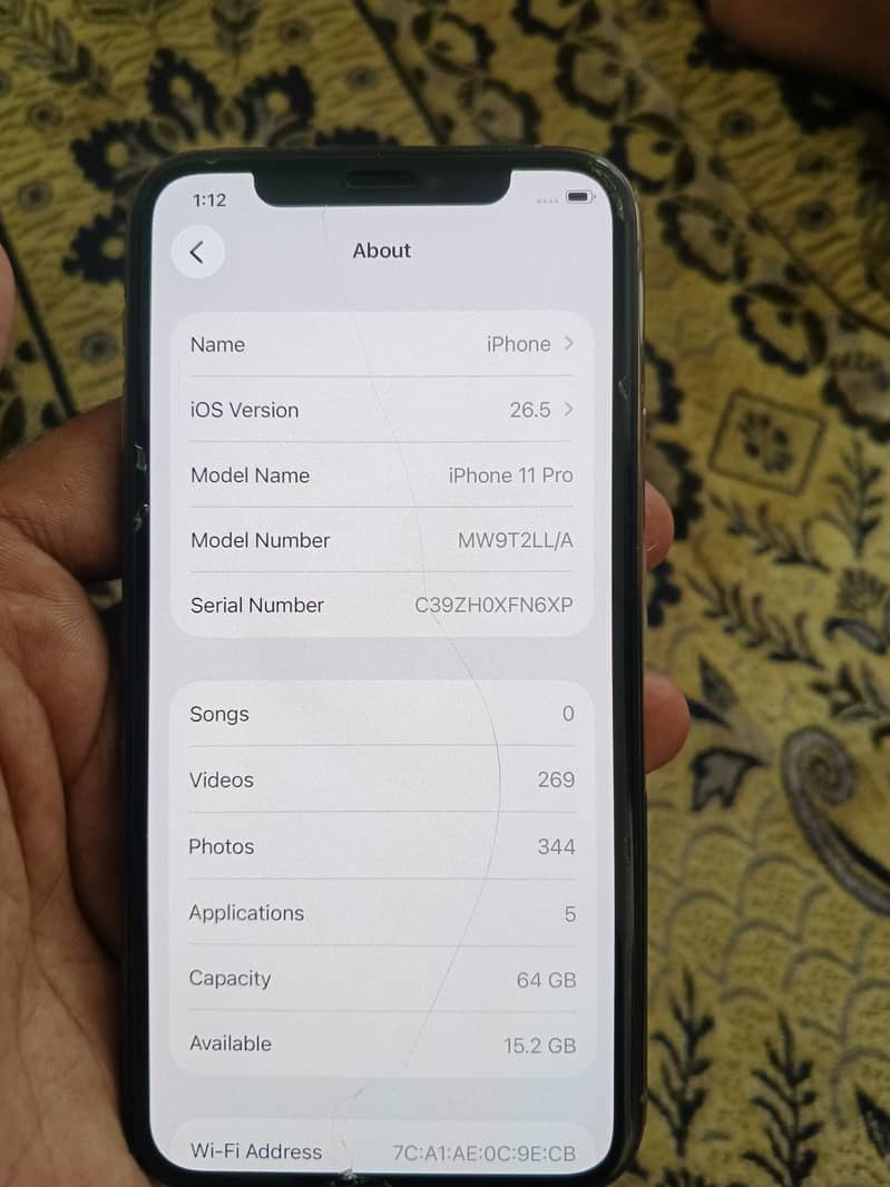 Apple iPhone 11 4