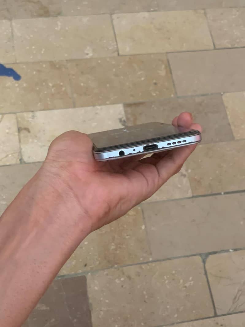 Infinix Note 12 4