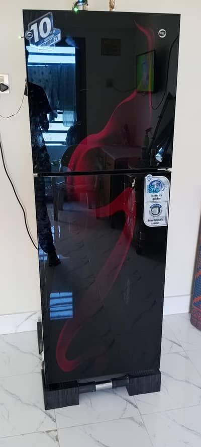 PELL GLASS DOOR