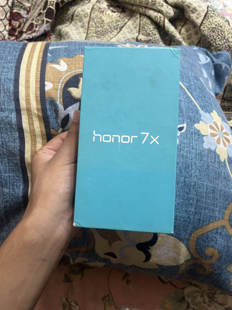 Honor 7X 6
