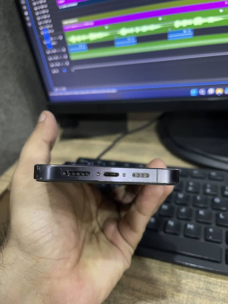 Apple iPhone 14 Pro Max 2