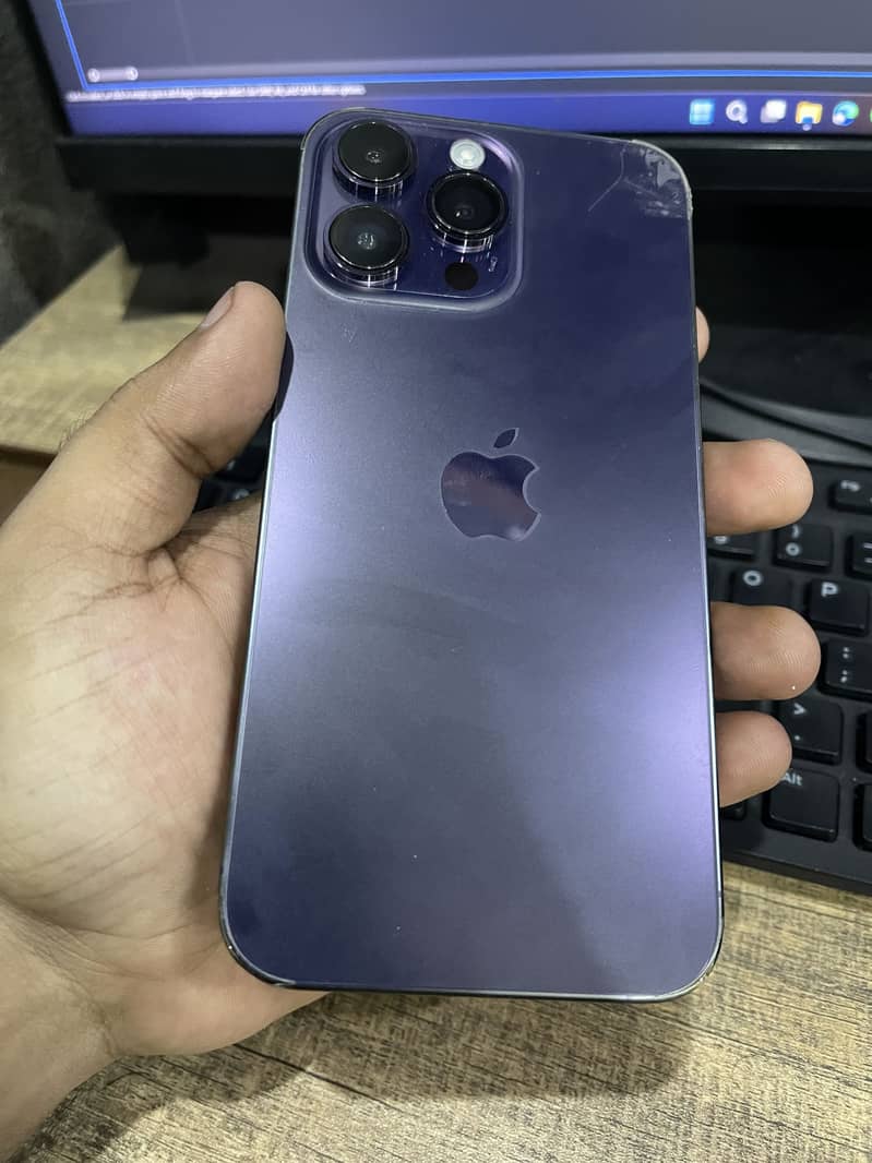 Apple iPhone 14 Pro Max 4