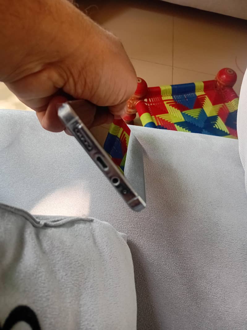 Tecno CAMON 40 Pro magar kit ha chalna ma okay ha 3