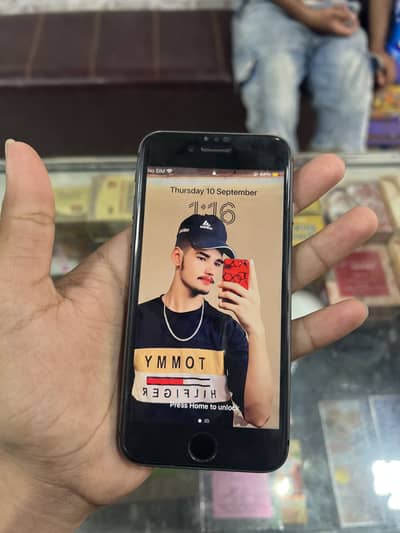 Apple iPhone 8