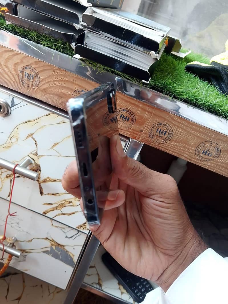 tacno camon 20 2