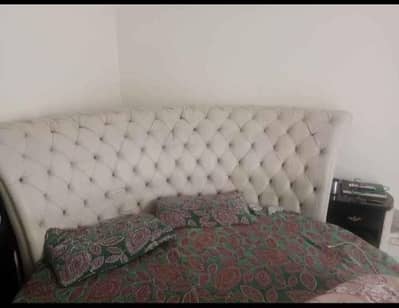 round bed king size
