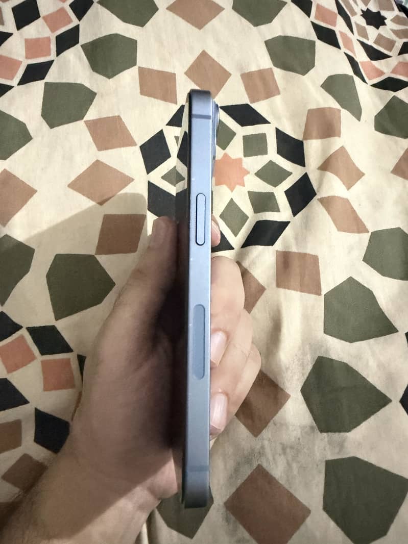 Apple iPhone 14 5