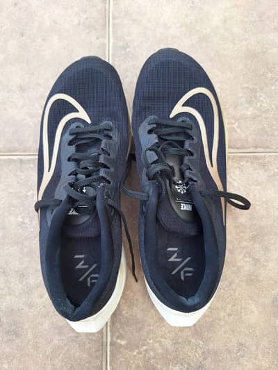 Nike Running Shoes – Excellent Condition