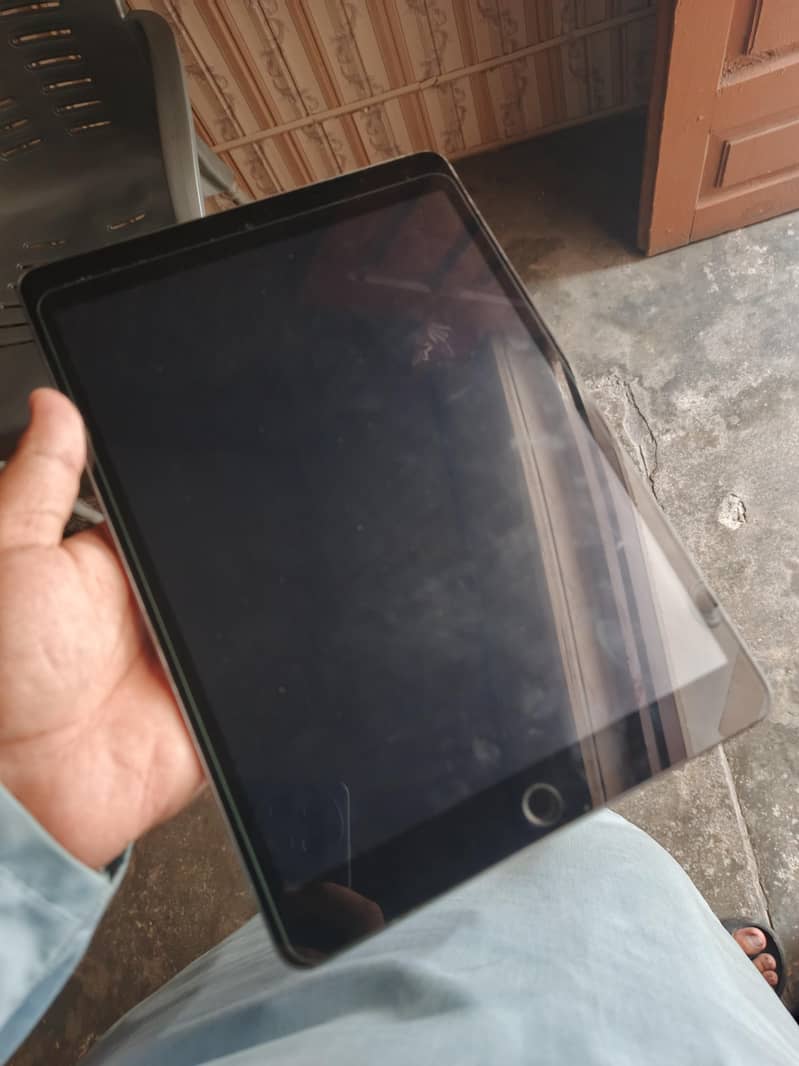 IPAD 9th Generation (64GB) 1