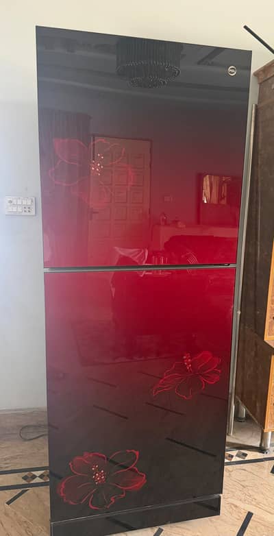 Pel refrigerator large size Good condition